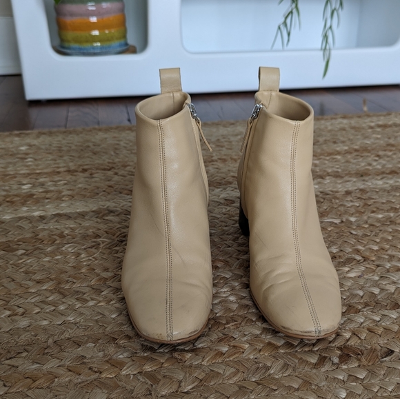 Everlane The Day Boot in Ecru - Picture 5 of 9